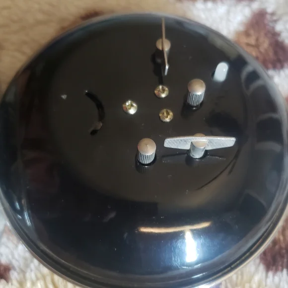 - Clock - Picture 3 of 3